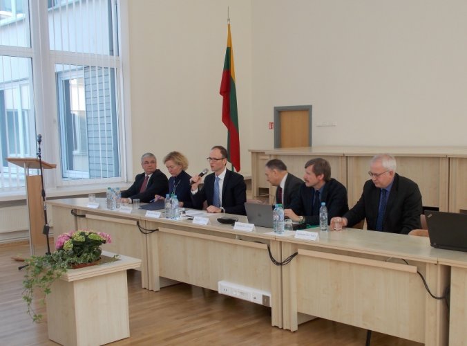 Supreme Court of Lithuania refers to the dangerous tendency in growth of number of cases and mistakes of the state 