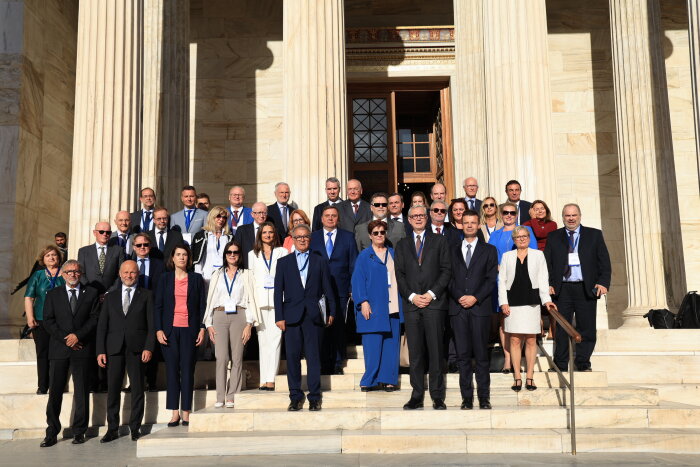 The President of the Court presented the results of a European survey on the attractiveness of judicial careers for court staff