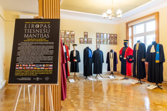 Lithuanian judge's robe featured at the exhibition of European judicial attires at the Supreme Court of Latvia