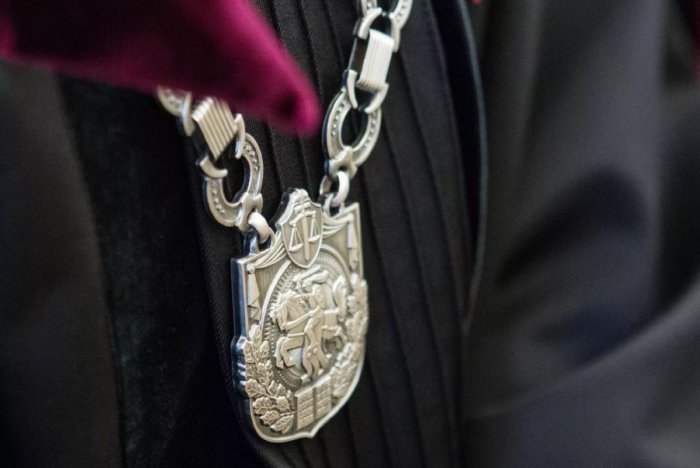 Pratęsiama didelio lankytojų dėmesio sulaukusi paroda Lietuvos Aukščiausiajame Teisme