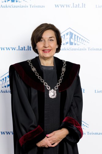 Teisėja Gražina Davidonienė baigia darbą Lietuvos Aukščiausiajame Teisme: svarbiausia – matyti ir suprasti žmogų